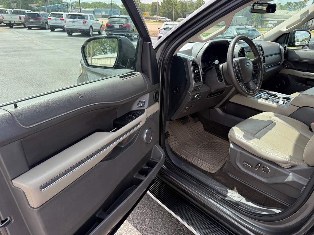 2019 Ford Expedition Image 17
