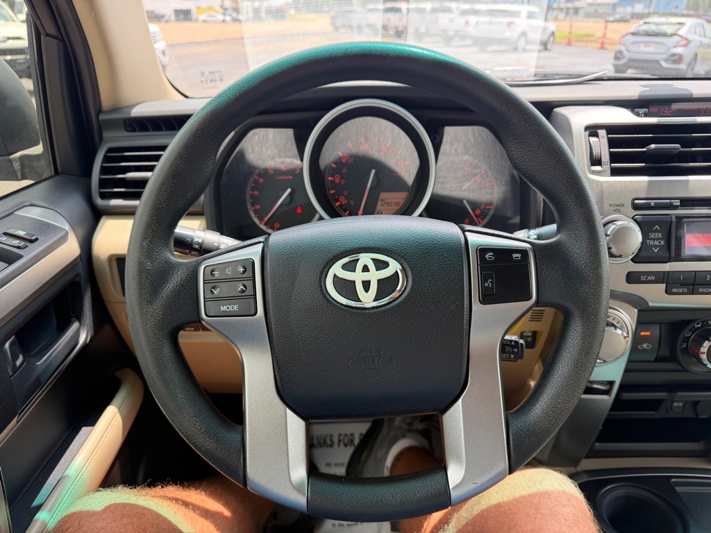 2012 Toyota 4Runner Image 12
