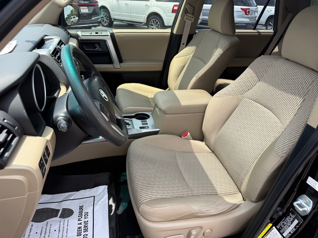 2012 Toyota 4Runner Image 16