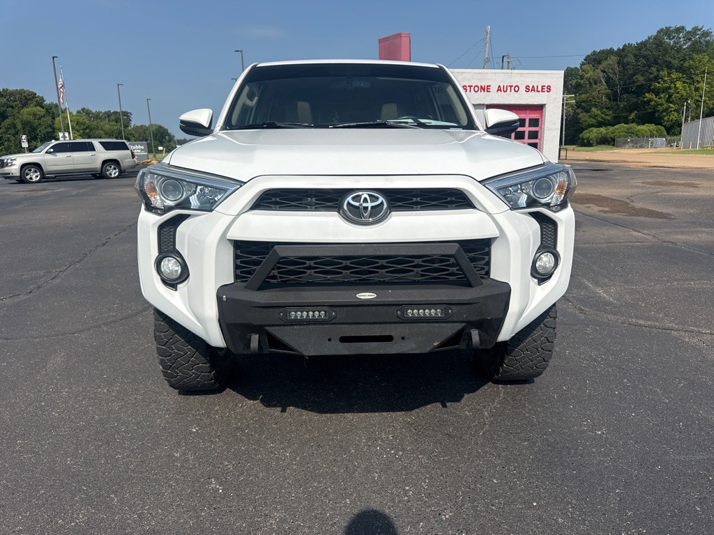 2019 Toyota 4Runner Image 6