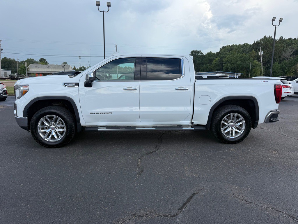 2021 GMC Sierra 1500 Image 2