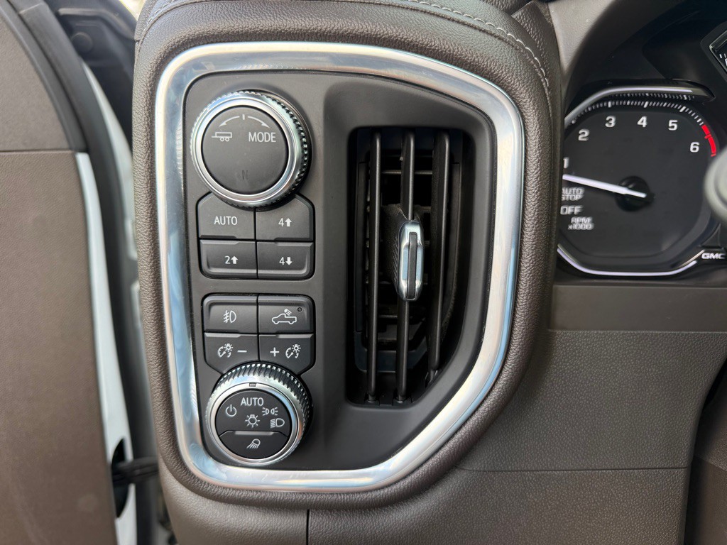 2021 GMC Sierra 1500 Image 17