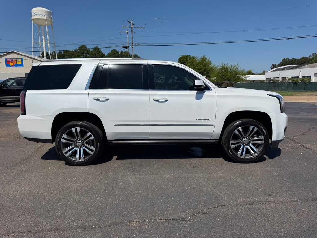 2020 GMC Yukon Image 6