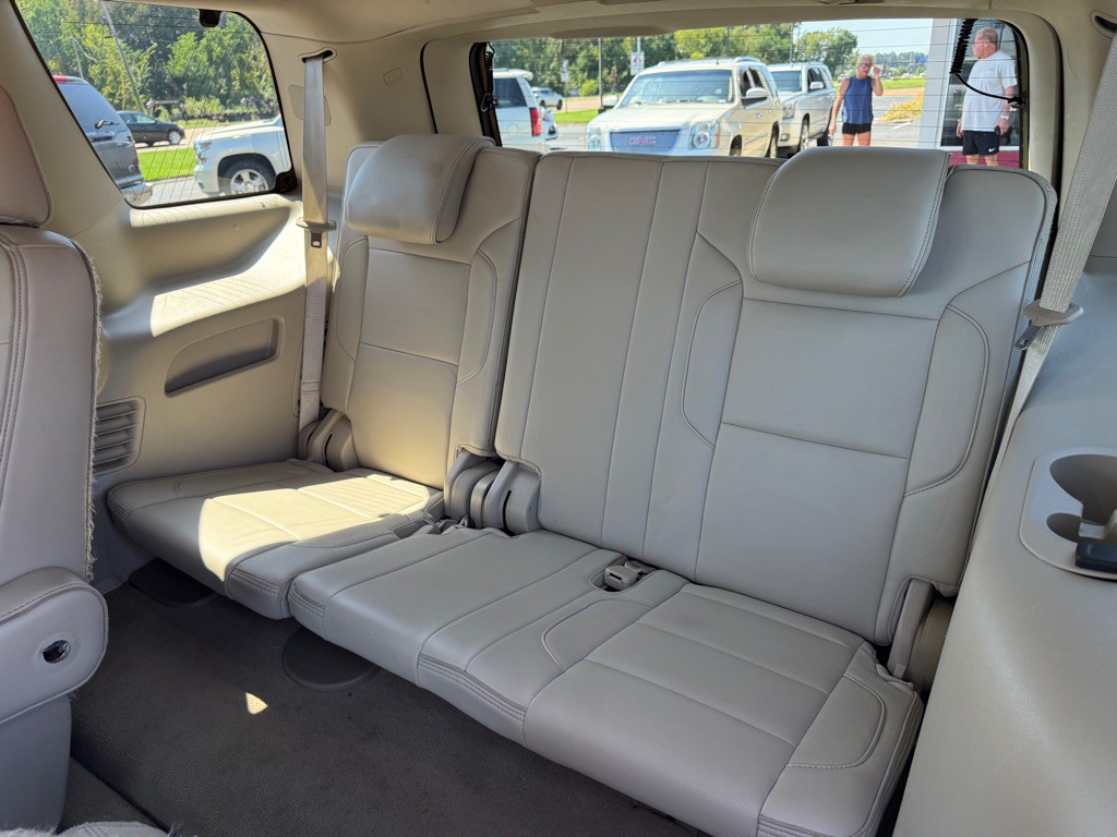 2020 GMC Yukon Image 16