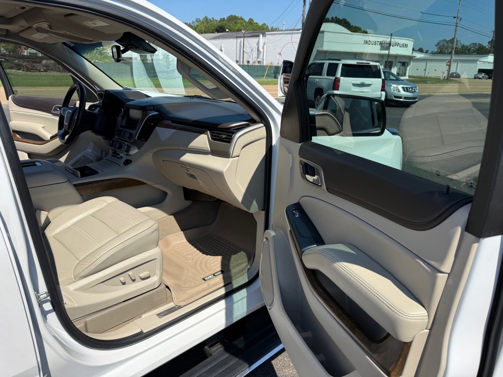 2020 GMC Yukon Image 23