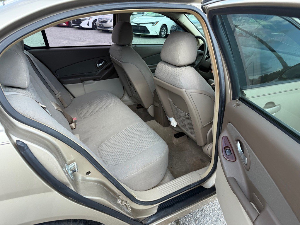 2006 Chevrolet Malibu Image 10