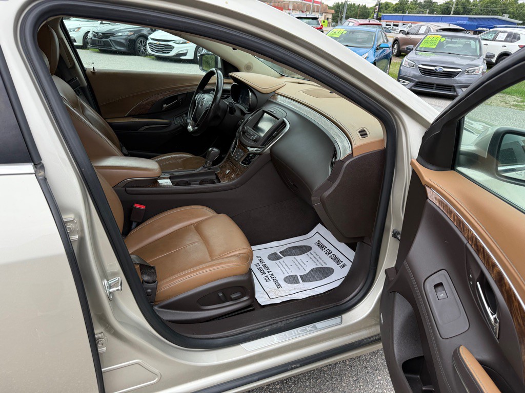 2014 Buick Lacrosse Image 9