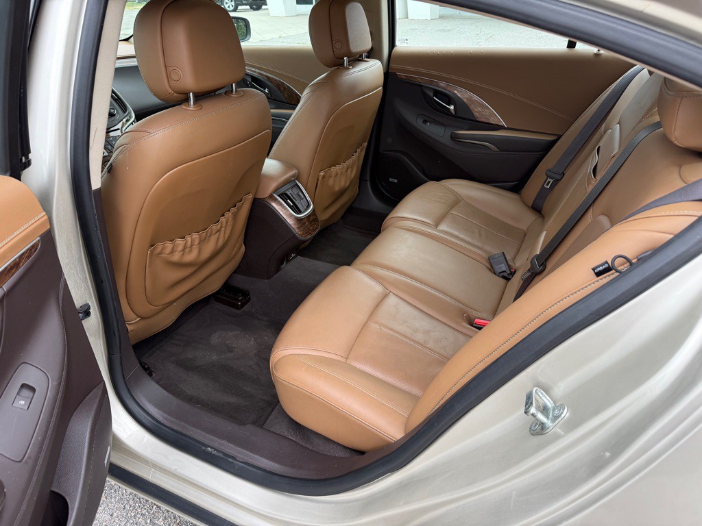 2014 Buick Lacrosse Image 12