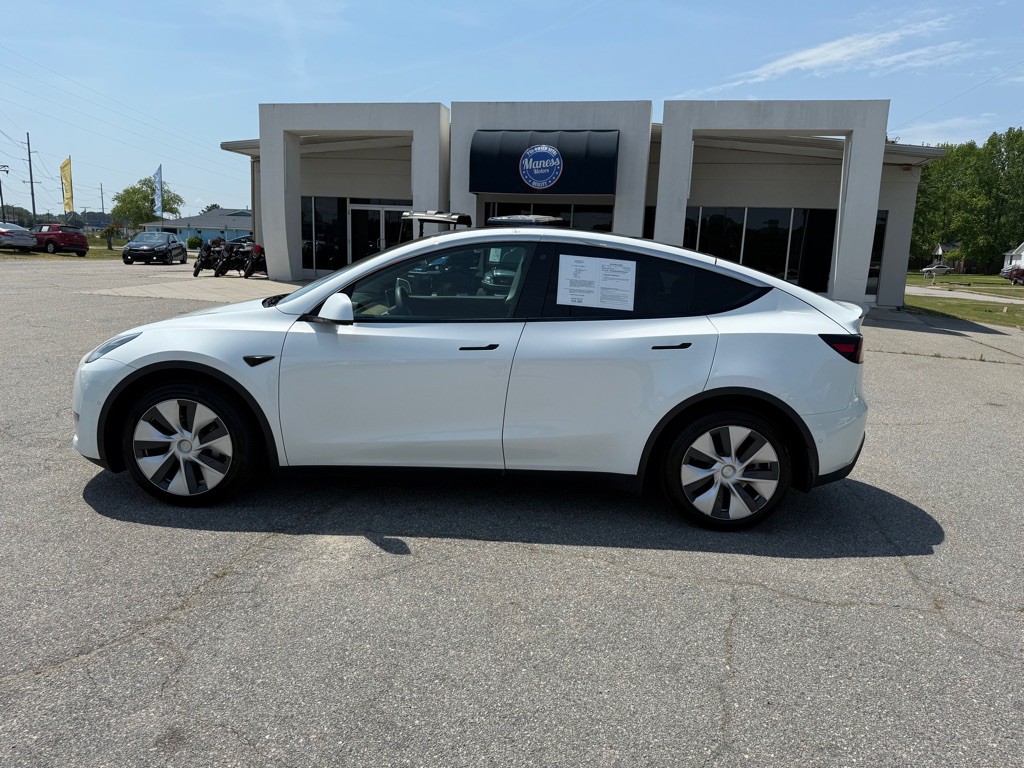 2021 Tesla Model Y Image 2