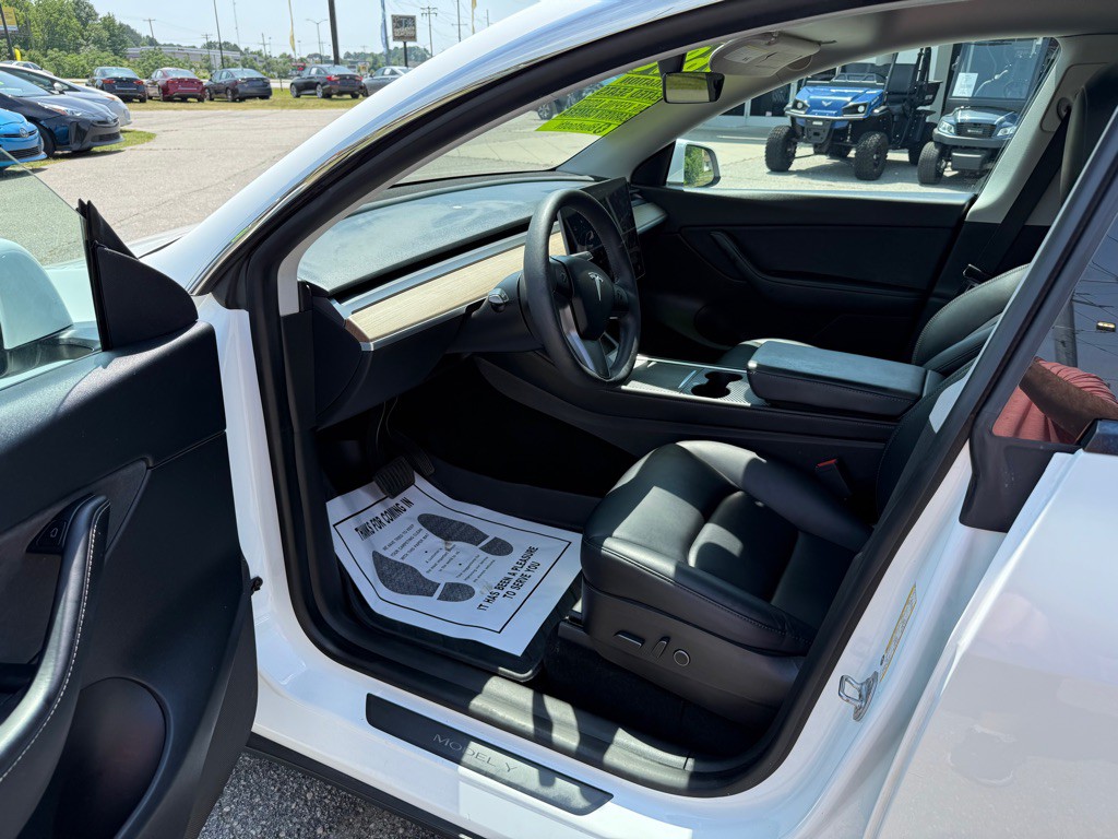 2021 Tesla Model Y Image 12