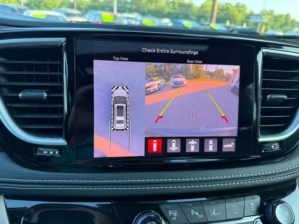 2022 Chrysler Pacifica Image 20