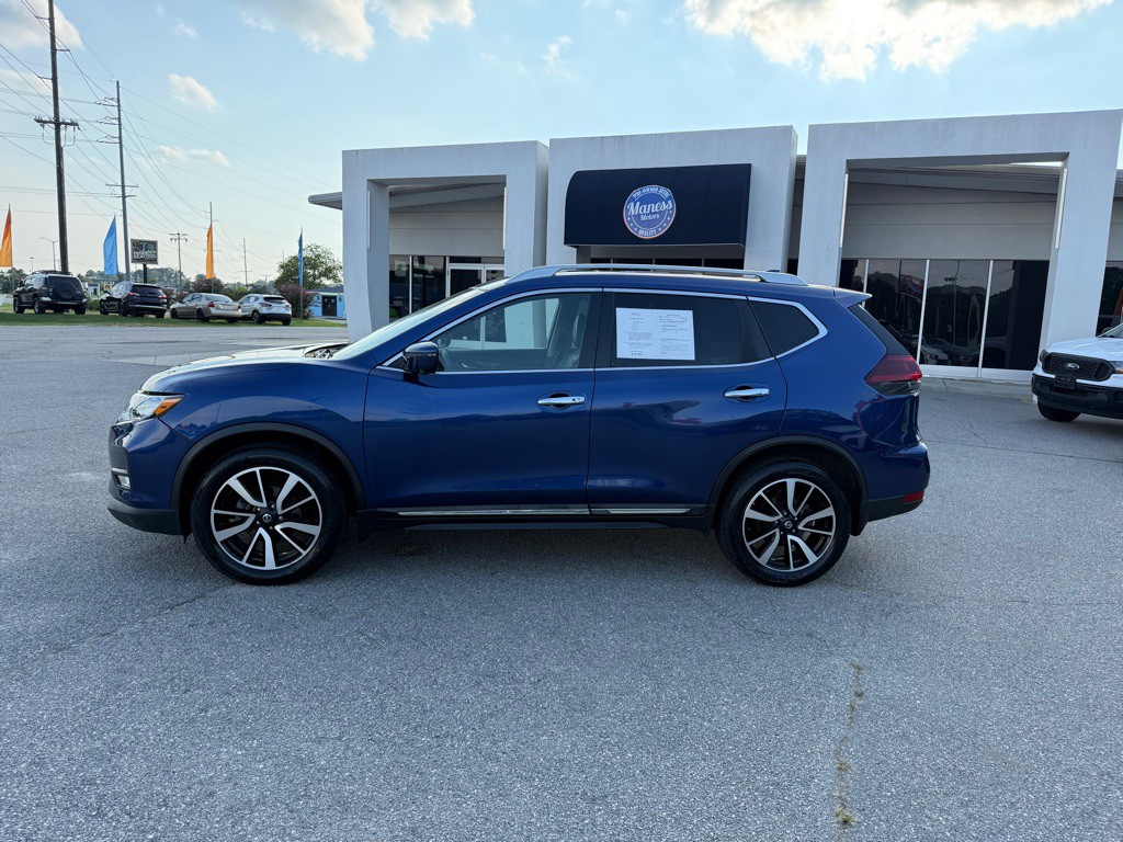 2019 Nissan Rogue Image 2