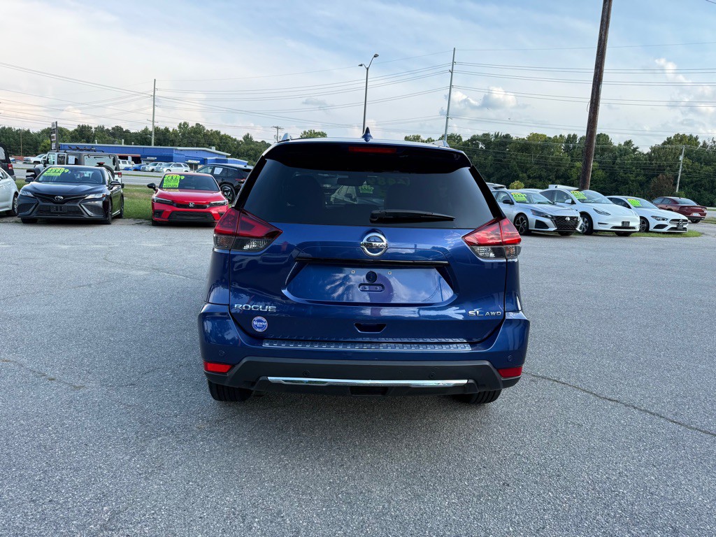 2019 Nissan Rogue Image 4
