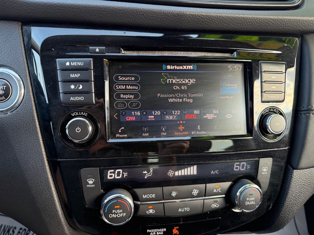 2019 Nissan Rogue Image 18