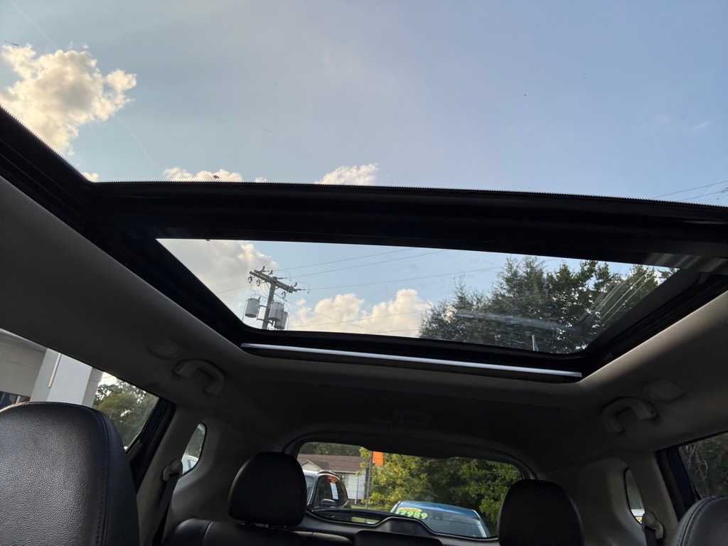 2019 Nissan Rogue Image 19