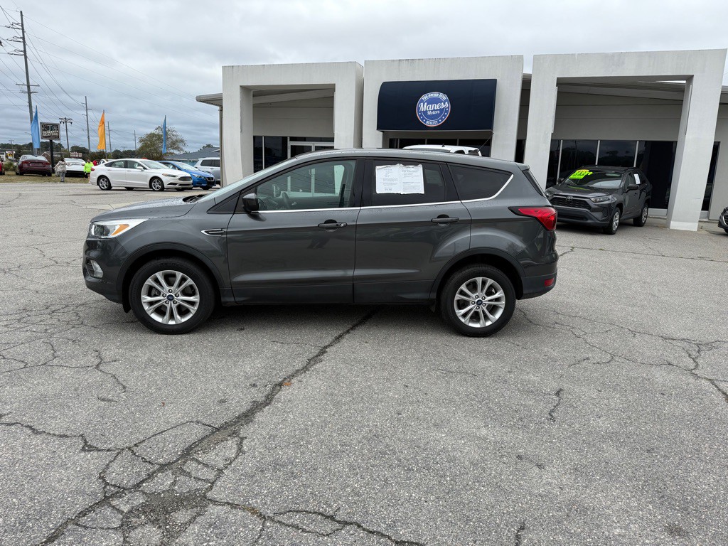 2019 Ford Escape Image 2