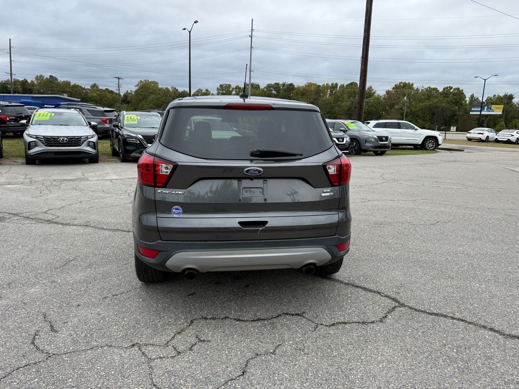 2019 Ford Escape Image 4