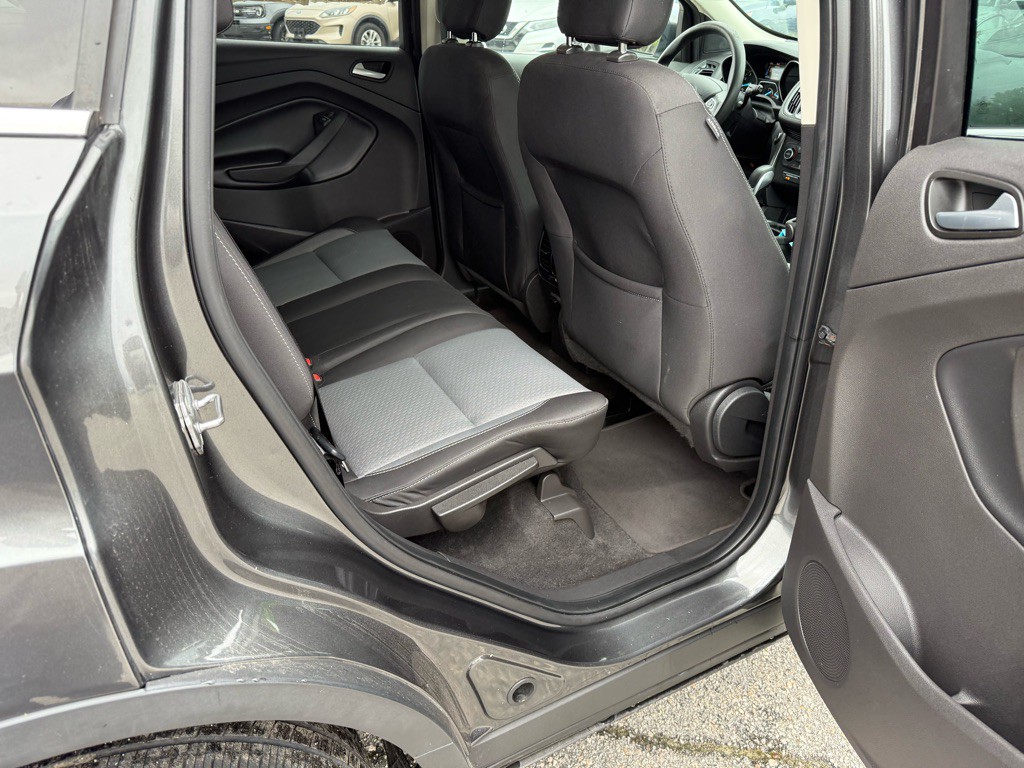 2019 Ford Escape Image 10