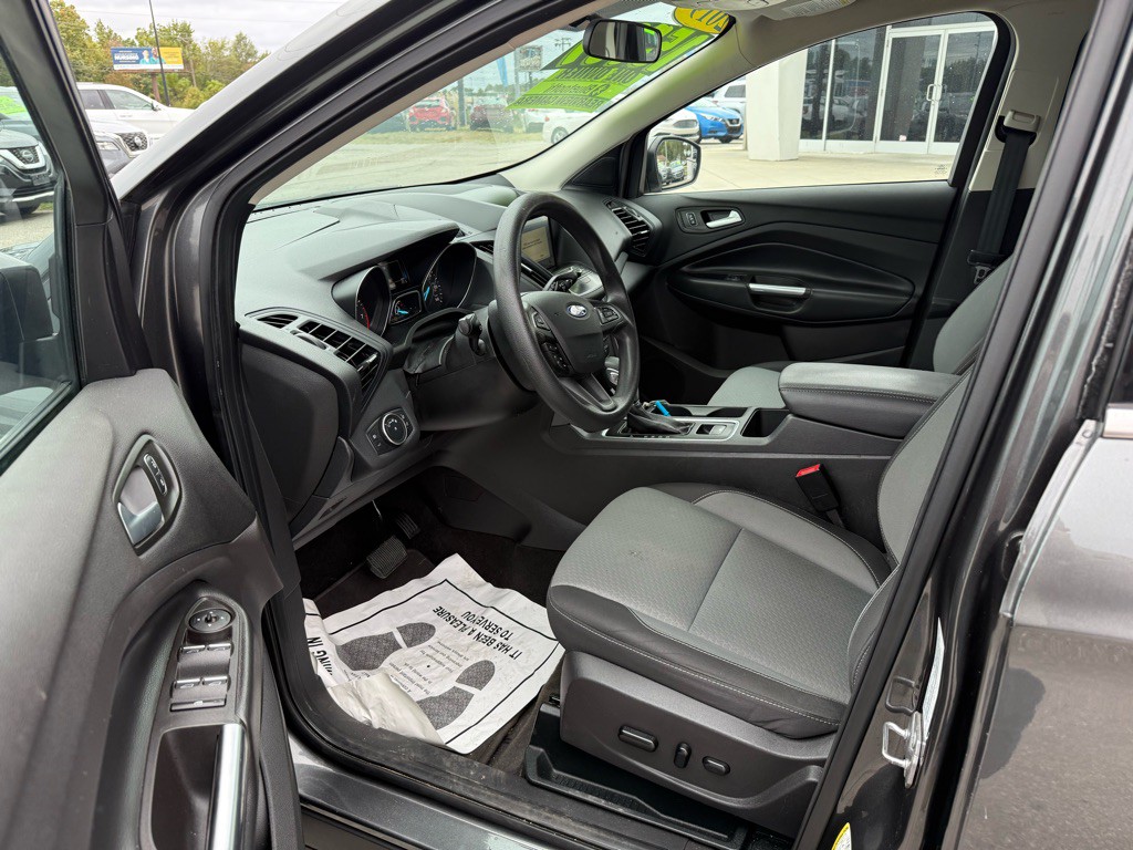 2019 Ford Escape Image 13