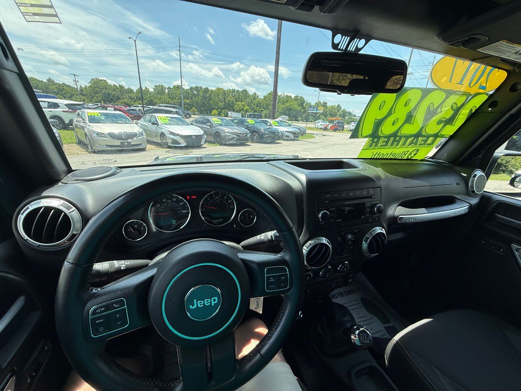 2017 Jeep Wrangler Unlimited Image 17