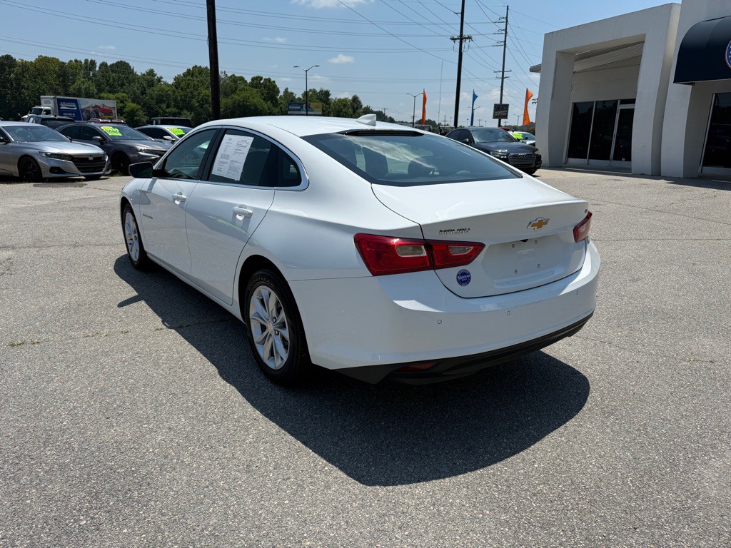 2024 Chevrolet Malibu Image 3