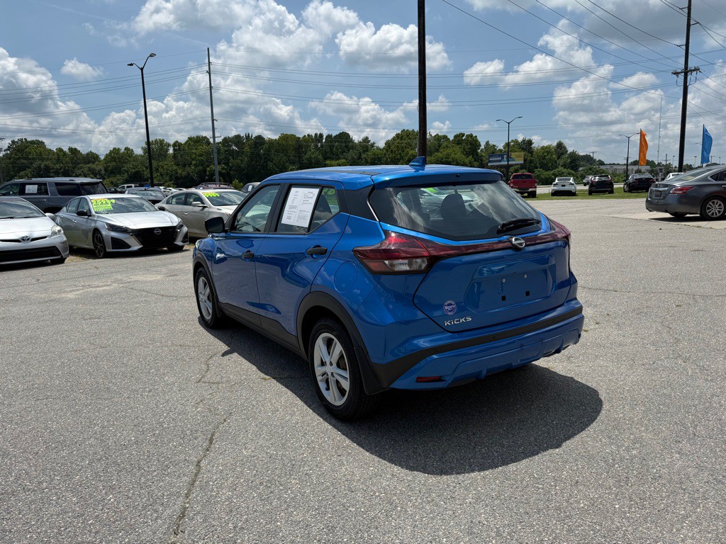 2022 Nissan Kicks Image 3
