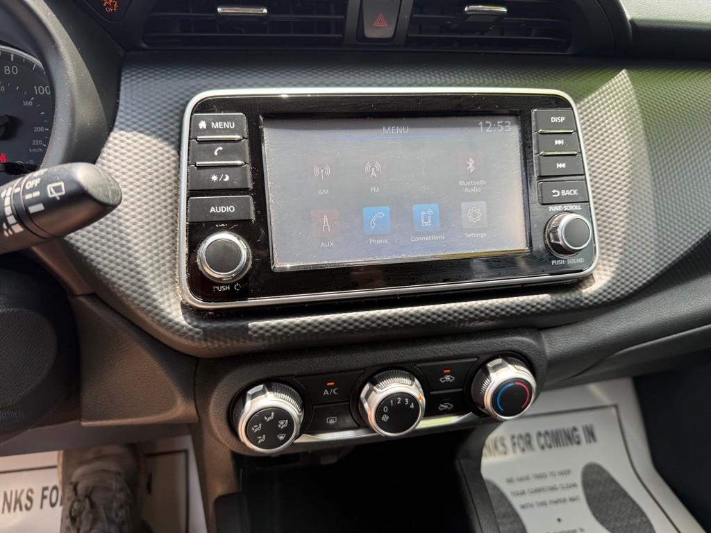 2022 Nissan Kicks Image 15