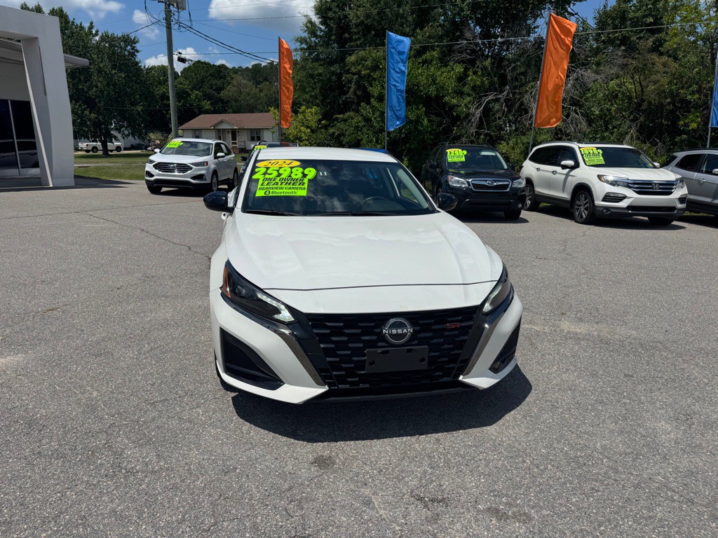 2024 Nissan Altima Image 8