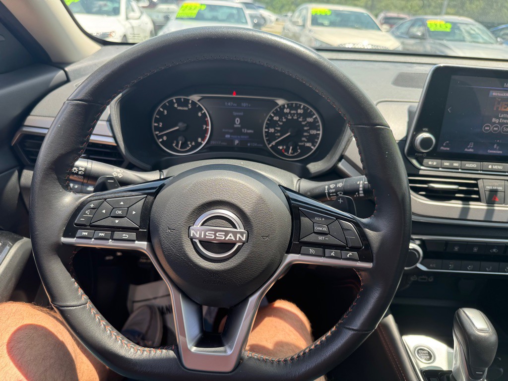 2024 Nissan Altima Image 11