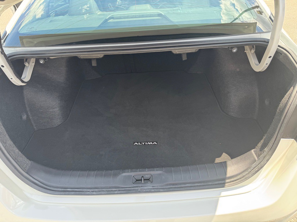 2024 Nissan Altima Image 14
