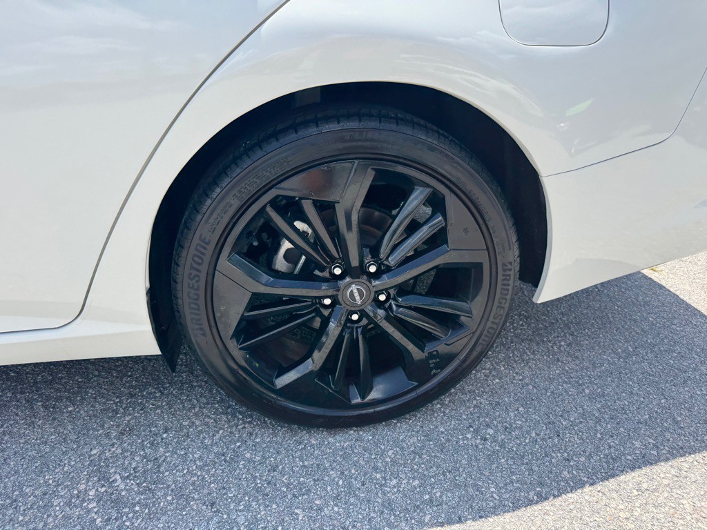 2024 Nissan Altima Image 19