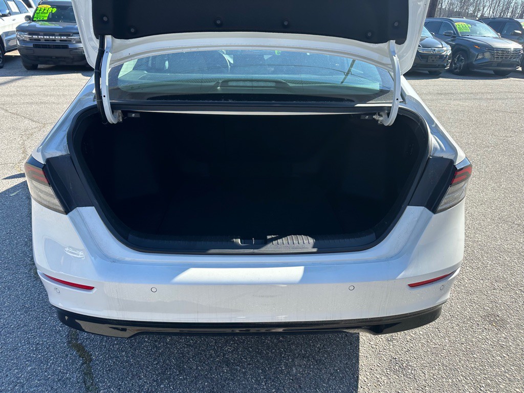 2024 Honda Accord Image 9