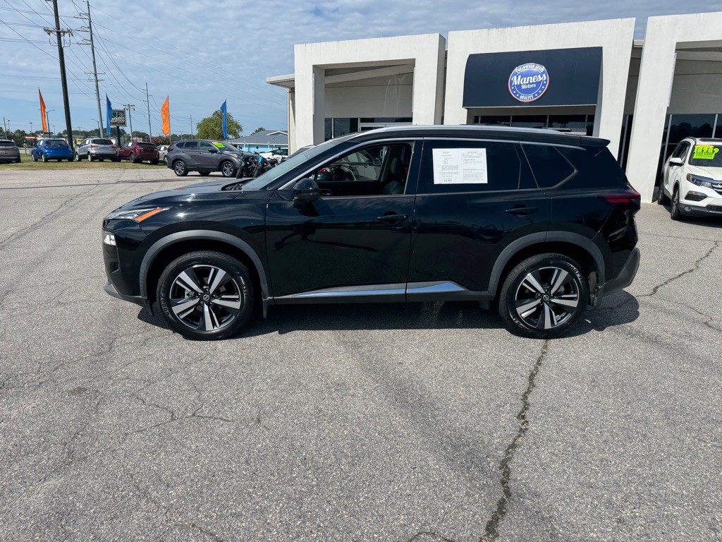 2021 Nissan Rogue Image 2
