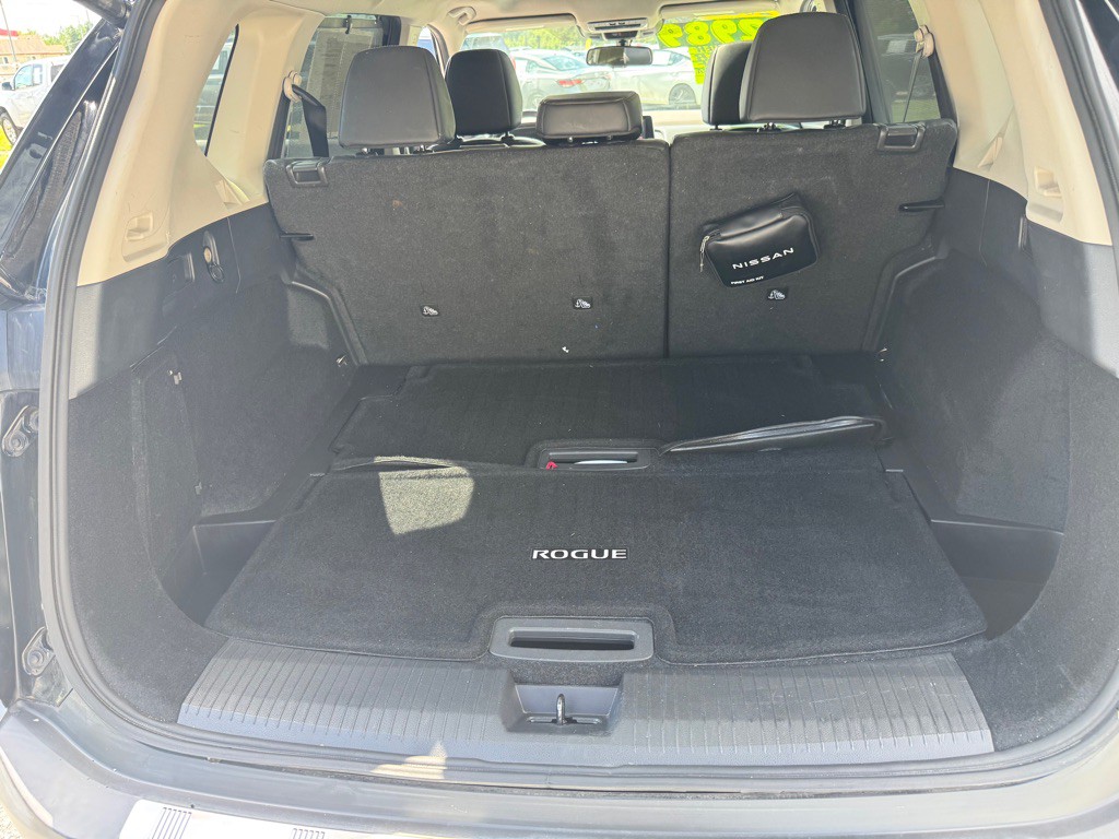 2021 Nissan Rogue Image 14
