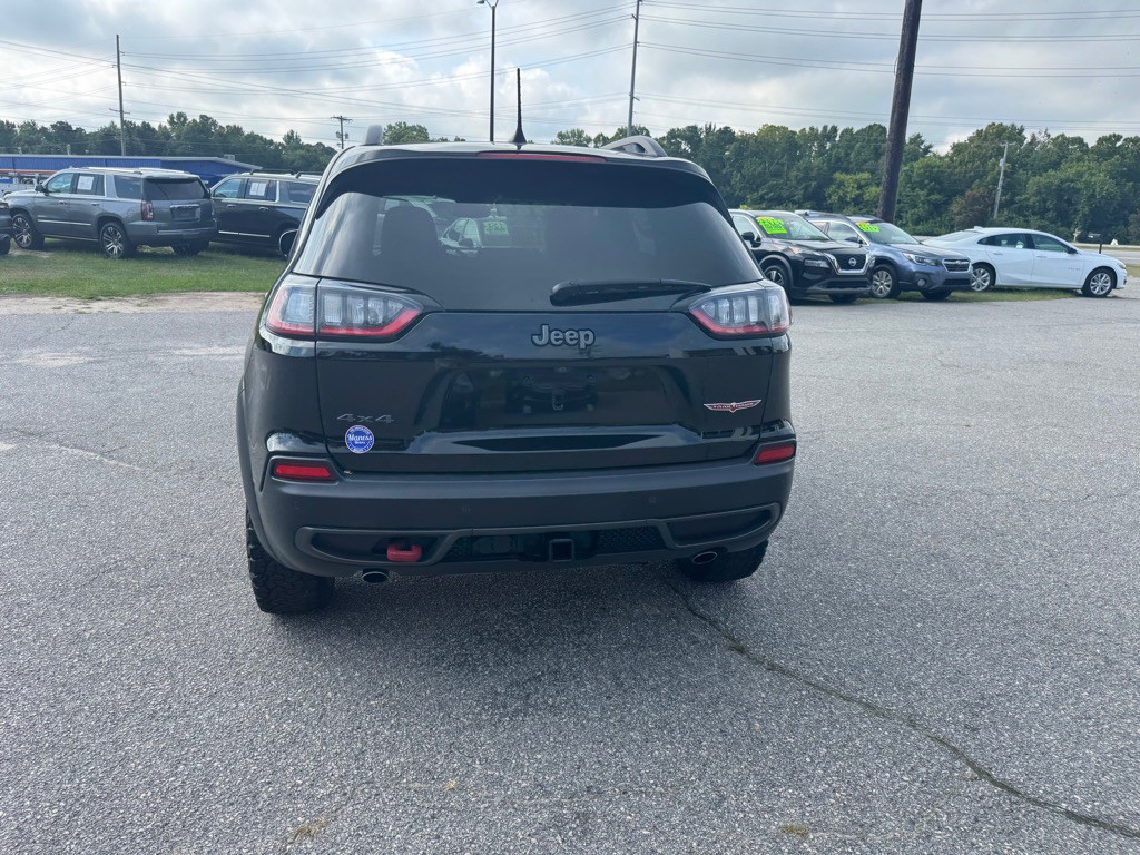 2019 Jeep Cherokee Image 4