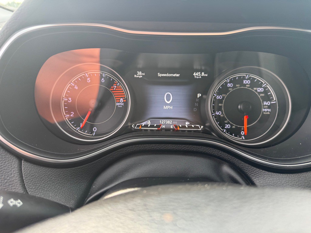 2019 Jeep Cherokee Image 12