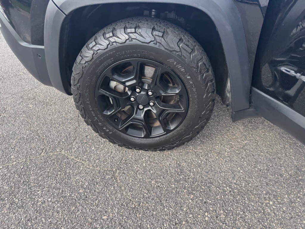 2019 Jeep Cherokee Image 20