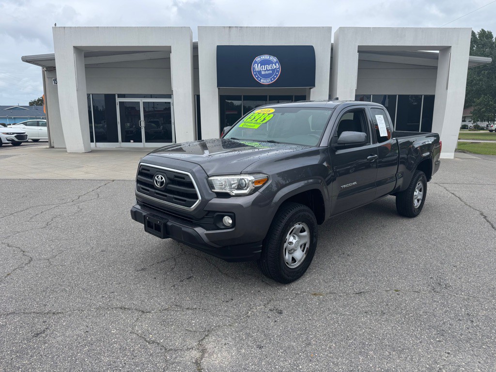 2016 Toyota Tacoma Image 1