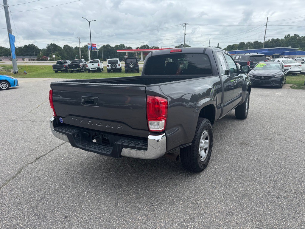 2016 Toyota Tacoma Image 5