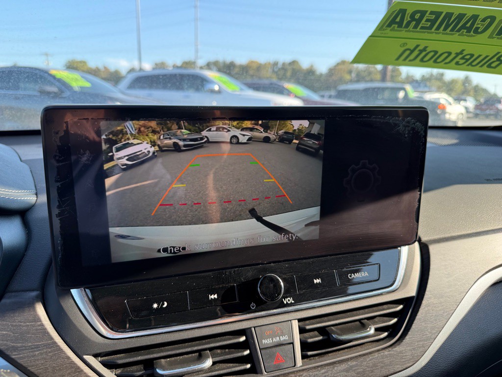 2023 Nissan Altima Image 16