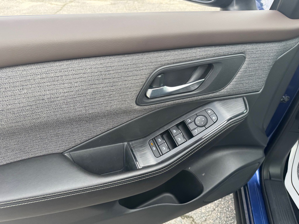 2021 Nissan Rogue Image 9