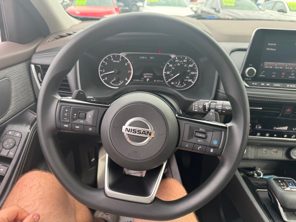 2021 Nissan Rogue Image 11