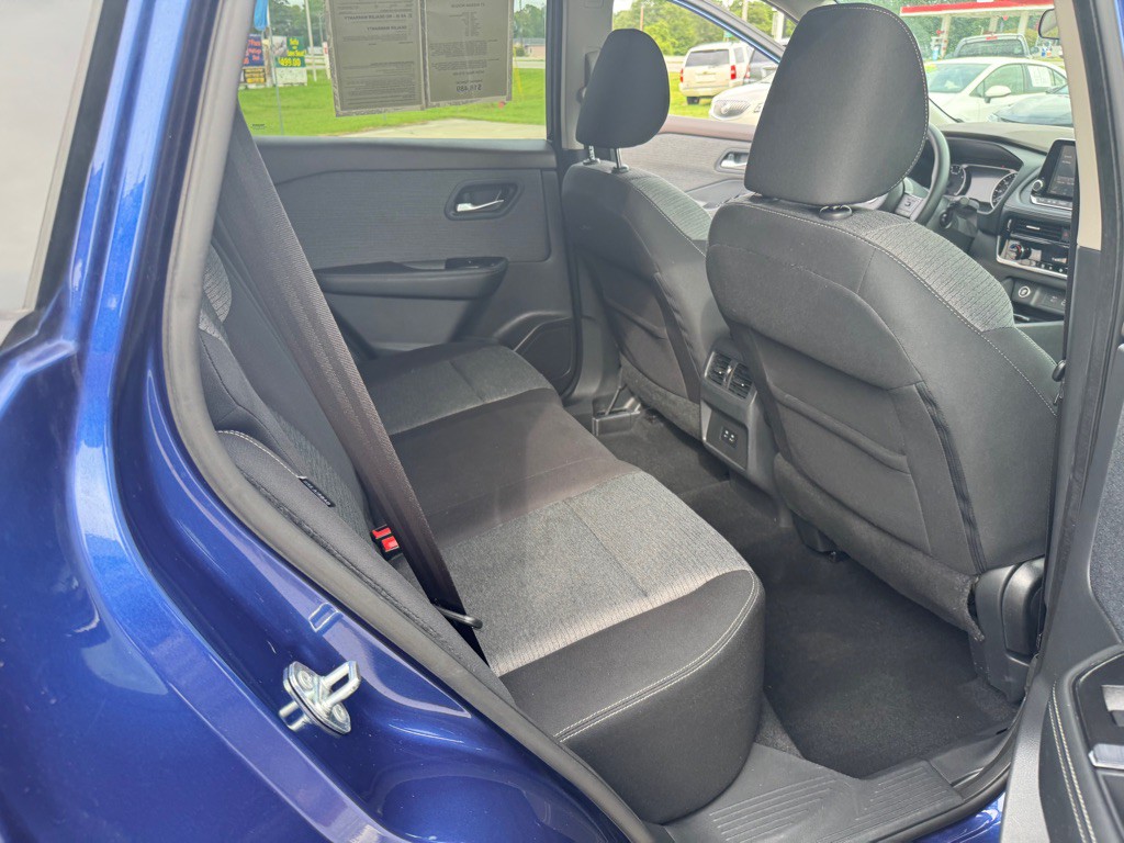 2021 Nissan Rogue Image 15