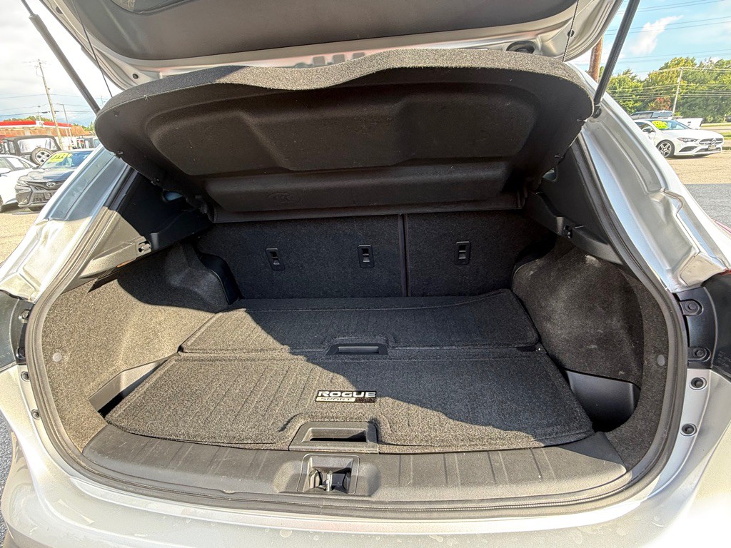 2021 Nissan Rogue Image 11