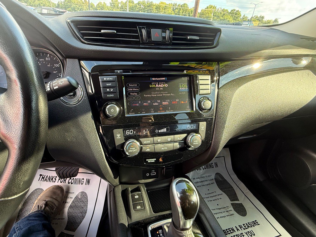 2021 Nissan Rogue Image 15