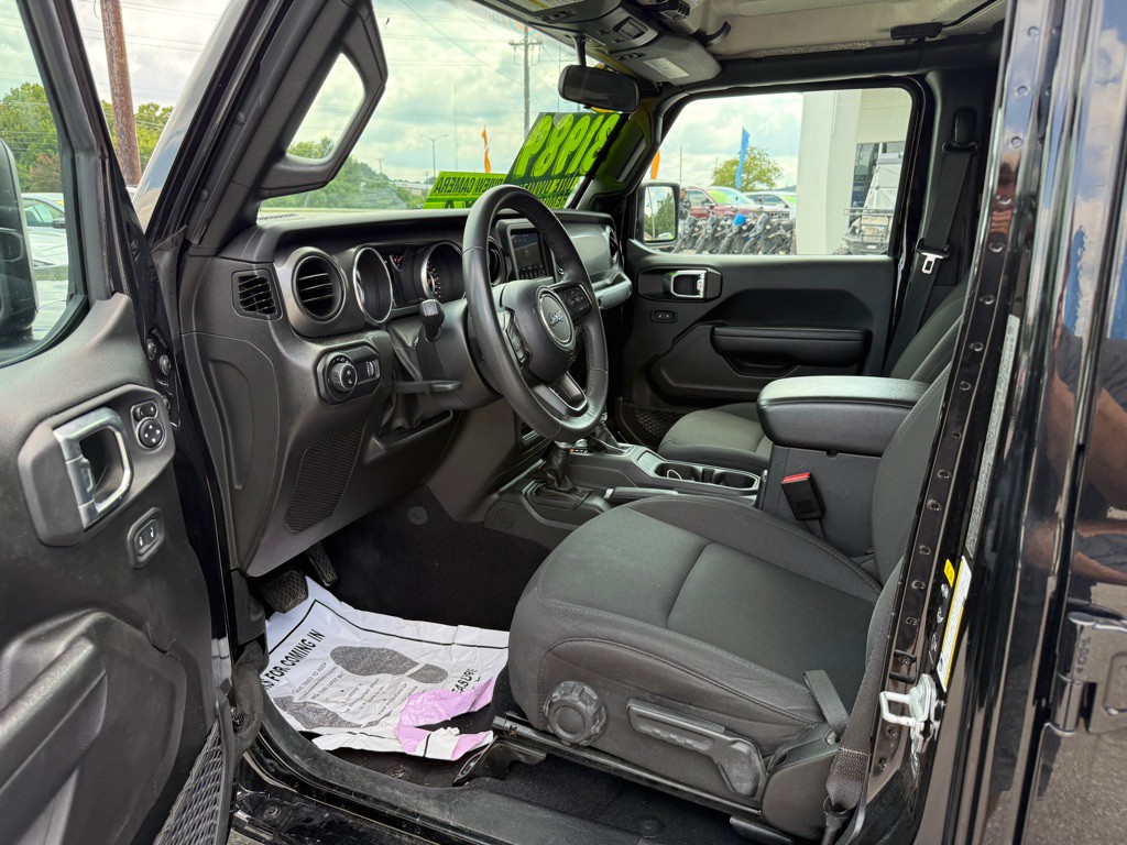 2023 Jeep Gladiator Image 13