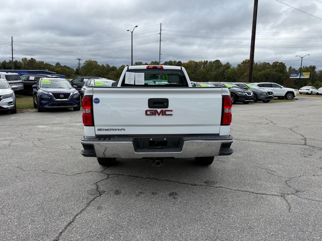 2017 GMC Sierra Image 4