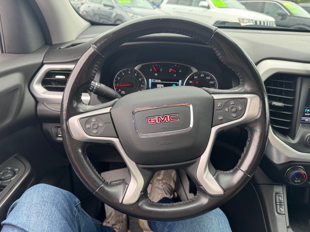 2019 GMC Acadia Image 10