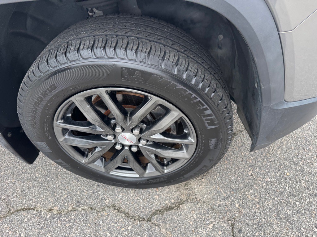 2019 GMC Acadia Image 17