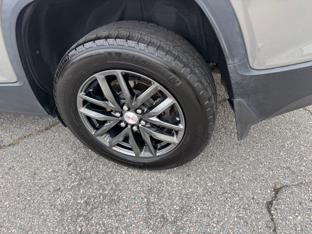 2019 GMC Acadia Image 19